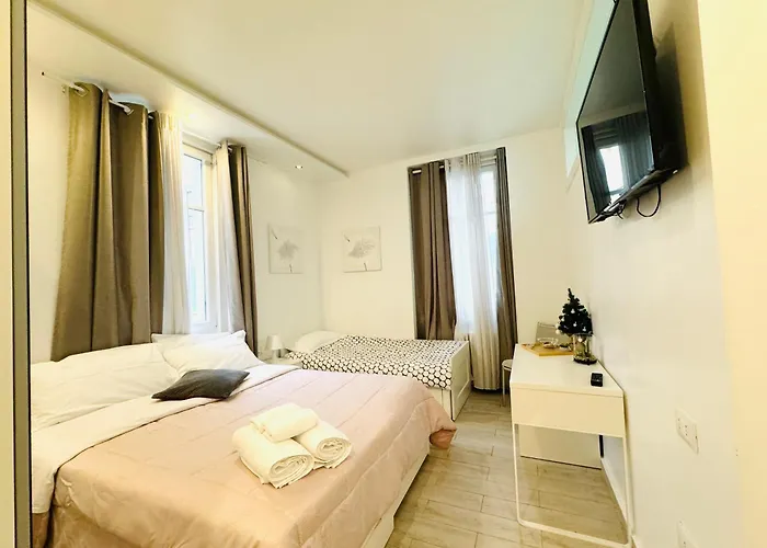 Modern Room With Private Bathroom