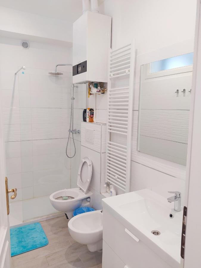 Modern With Private Bathroom Affittacamere Trento