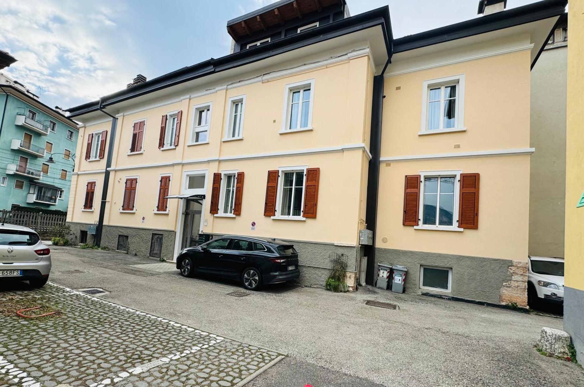Modern With Private Bathroom Affittacamere Trento